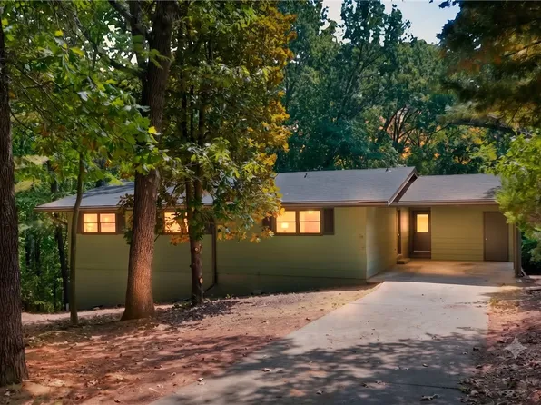 10 Longdon Ln, Bella Vista, AR 72714
