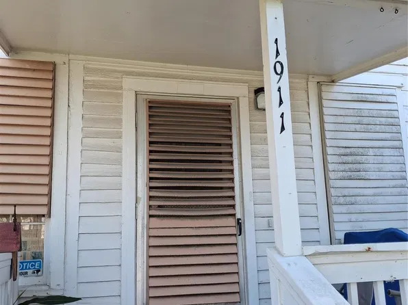 1911 Avenue O 1/2, Galveston, TX 77550