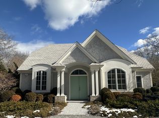 1 Tall Tree Ct, East Hampton, NY 11937