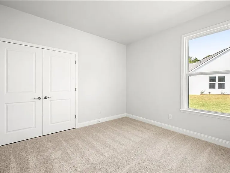 469 Monterey Loop — Photo 19