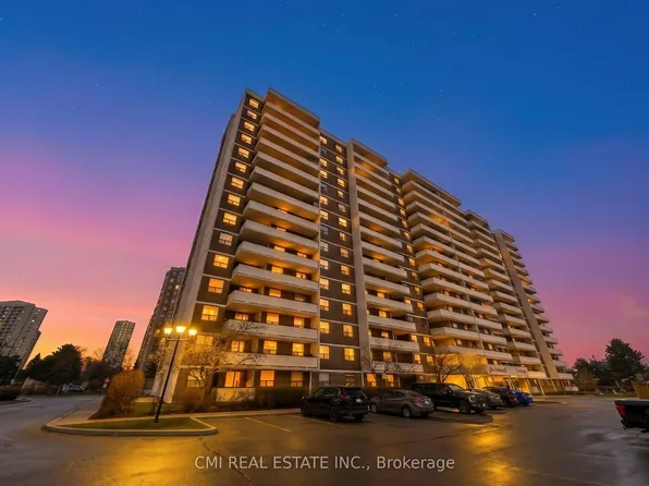 3 Lisa St, Brampton, ON