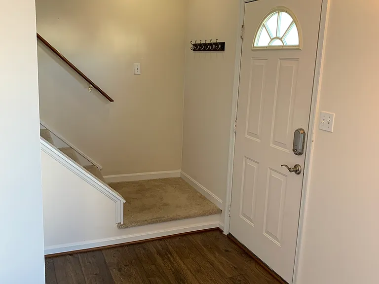 9528 Sea Gull Ct — Photo 5