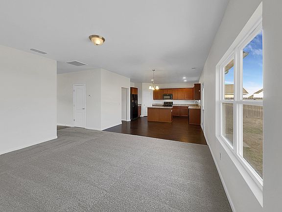3rd image of 3523 Pitchers Ln