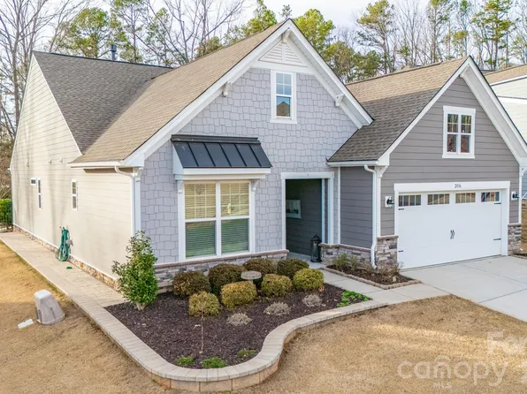 2036 Canova Dr #442, Mount Holly, NC 28120