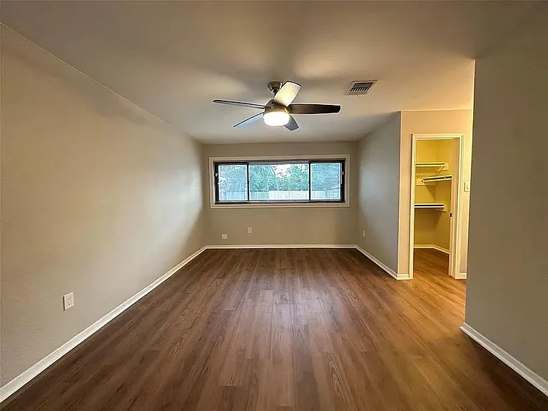12139 Huntington Park Dr — Photo 15