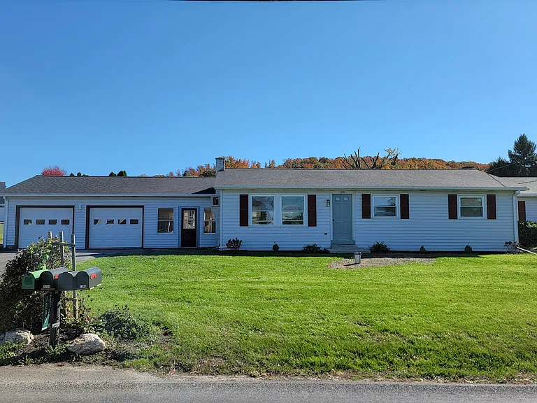 1290 Sheep Hill Rd — Photo 1