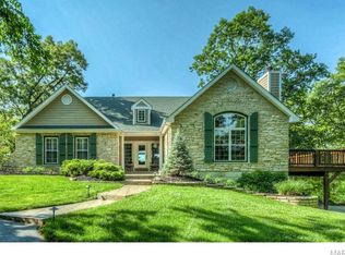 1127 Forest Ridge Trail Ln, Ballwin, MO 63021