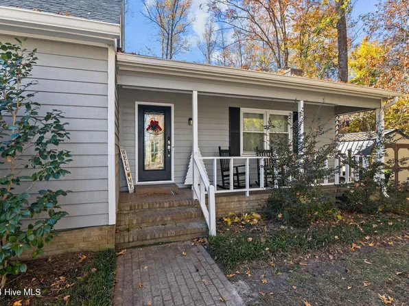 211 W Palmer Drive, New Bern, NC 28560