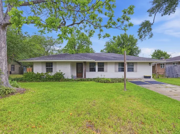 1507 Melanie Dr, Sulphur, LA 70663
