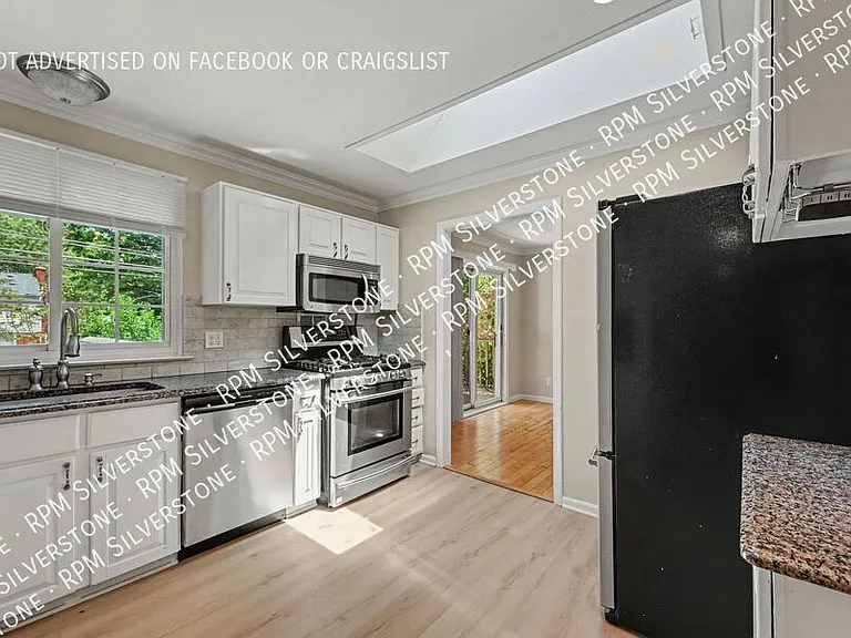 547 Reed St — Photo 9