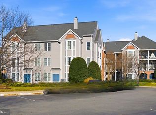 20419 Riverbend Sq UNIT 200, Sterling, VA 20165
