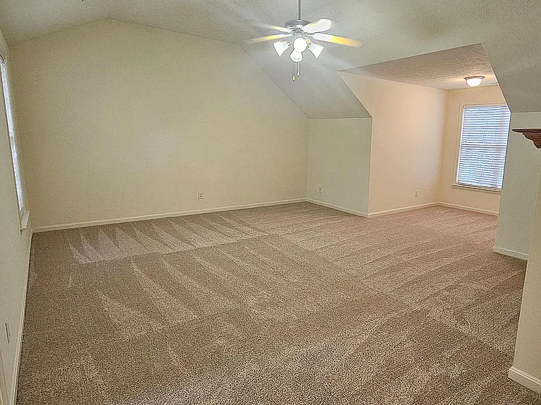2822 Slingerland Dr — Photo 31