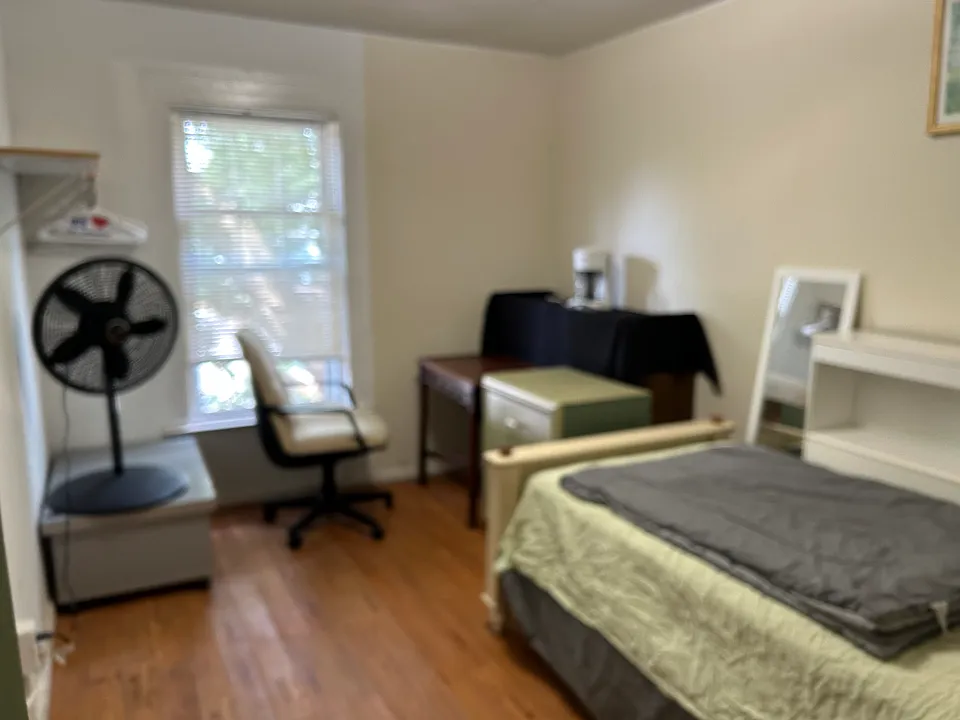 48 Vernon St #1