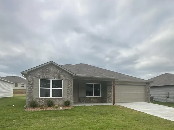 1511 Meadows Dr, Benton, AR 72019