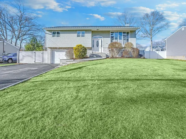 154 Northern Boulevard, Saint James, NY 11780