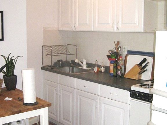 2nd image of 188 Amity St APT 5A
