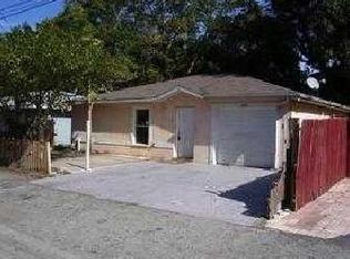 1025 8th St W, Bradenton, FL 34205