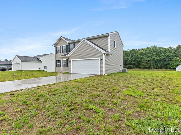 4th image of 7859 Sierra Dr