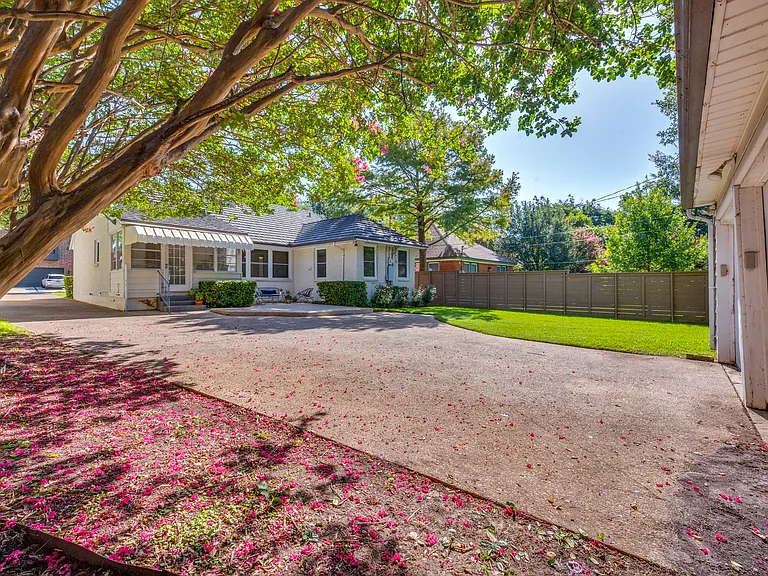 Backyard/Garage