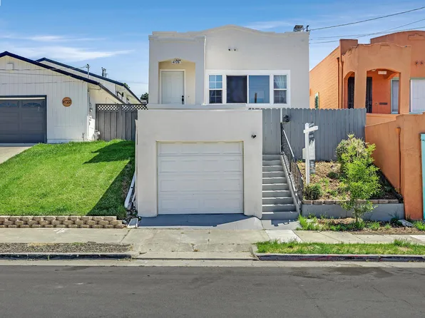 4726 Congress Ave, Oakland, CA 94601