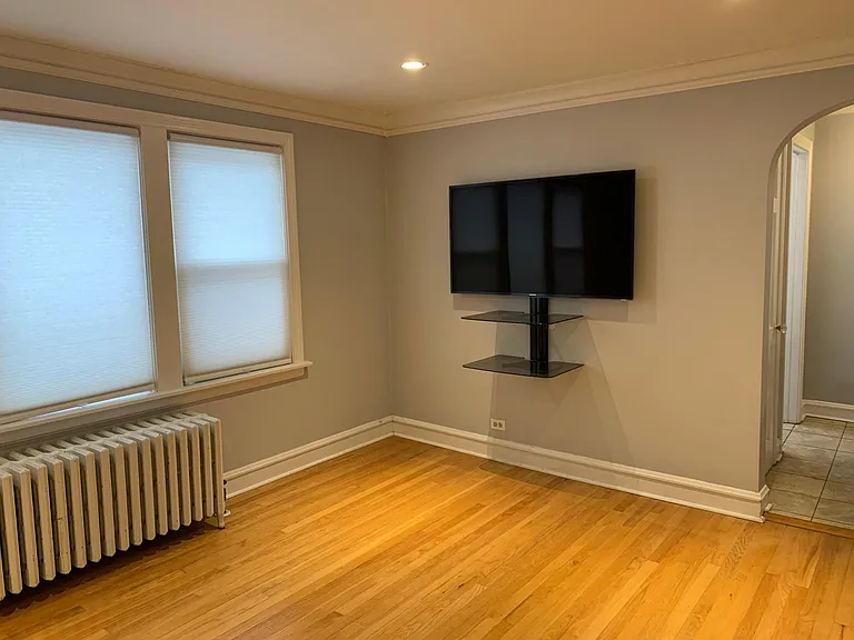 4926 W Schubert Ave #2 — Photo 8