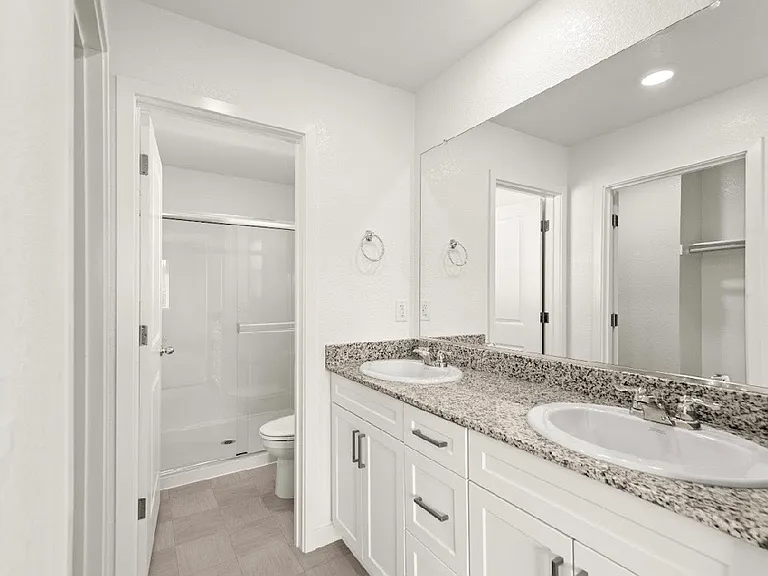 7837 Forestdale Way — Photo 4
