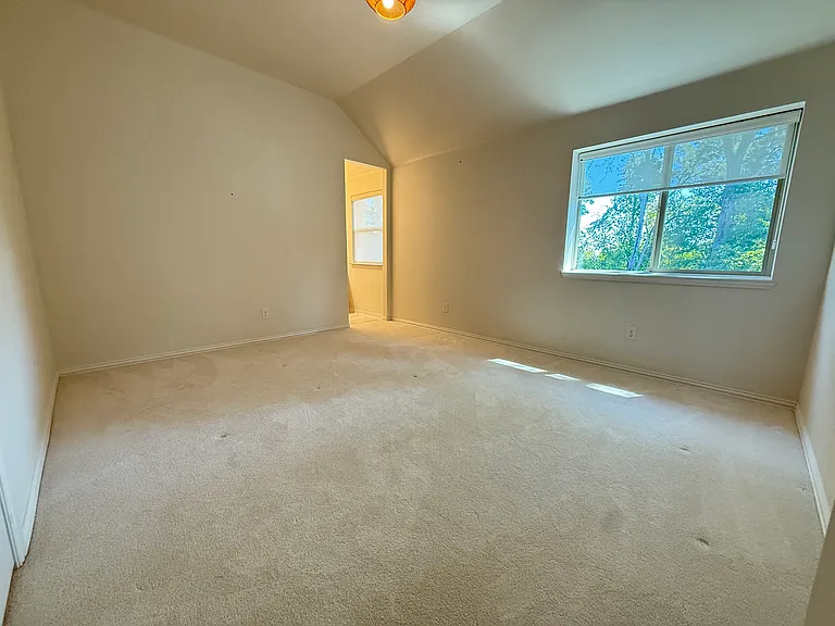 Bedroom with Jack And Jill