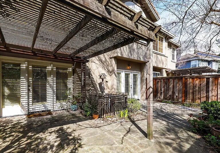 37 Mountain Valley Pl — Photo 19