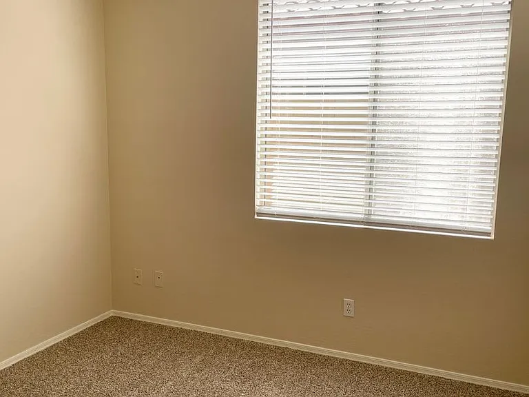 3720 W Rushmore Dr — Photo 23
