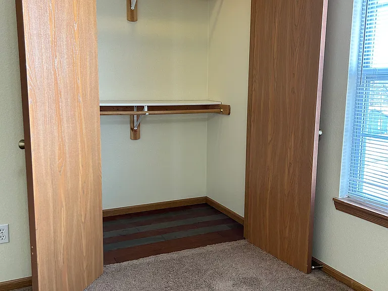 400 W McPherson St #C — Photo 14