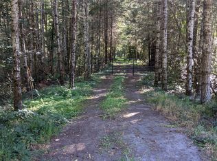 1880 Gardiner Beach Rd, Sequim, WA 98382