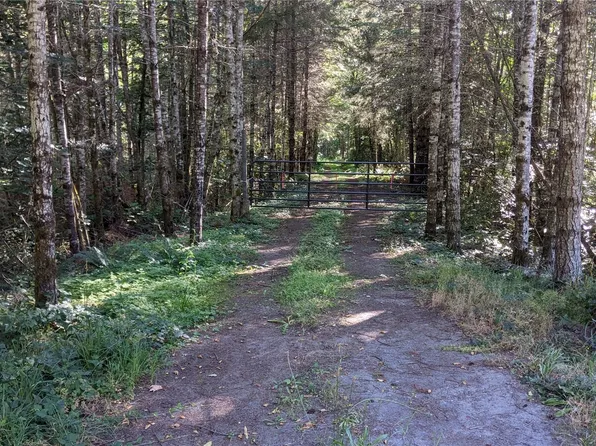 1880 Gardiner Beach Road, Sequim, WA 98382