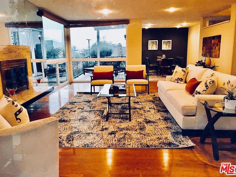 1st image of 3318 Charleston Way