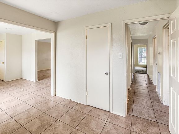 5th image of 4503 McCleester Dr