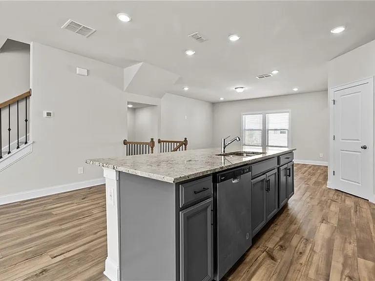 3614 Shore Wood Ave — Photo 8