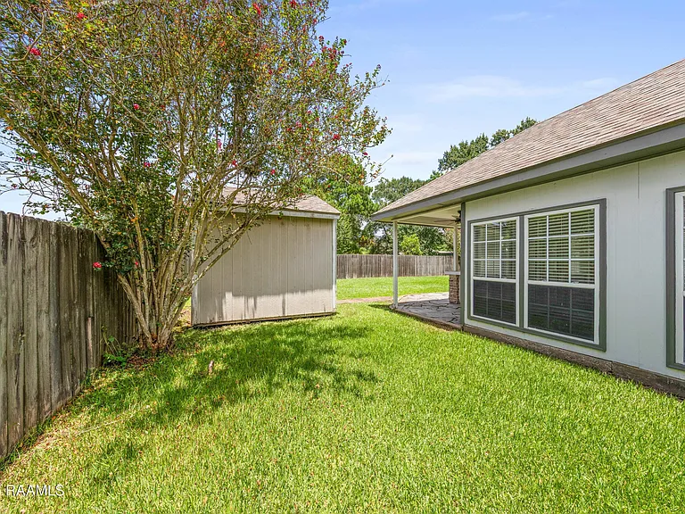 412 Crest Cir — Photo 28