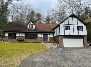 2156 Kewaunee Dr, Traverse City, MI