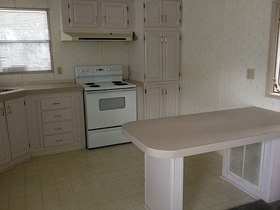 2nd image of 14457 Palos Pl