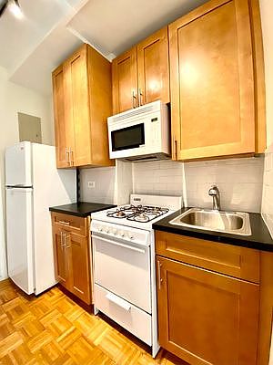 1st image of 501 E 78th St APT 5D