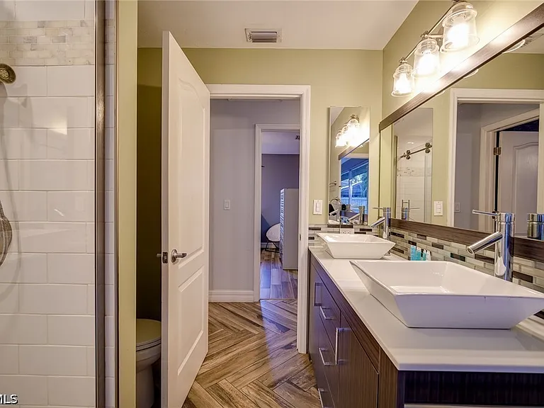 8831 Banyan Cove Cir — Photo 23