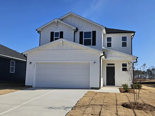 236 Norman Ave, Lillington, NC 27546