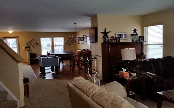 3rd image of 6469 Sunny Meadow Dr
