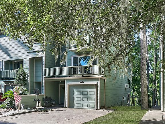 4th image of 162 Villa Way