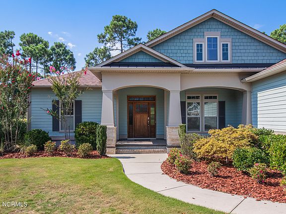 3rd image of 2561 Parkridge Drive