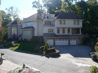 5 Saint James Pl, Staten Island, NY 10304