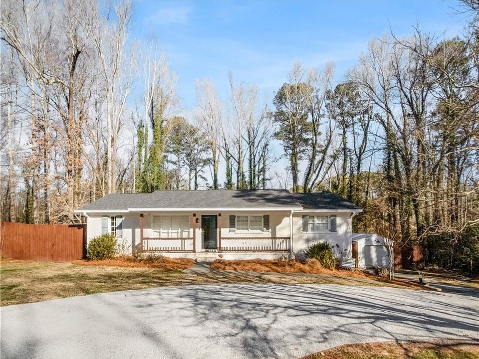 1st image of 2670 Creekview Point NW