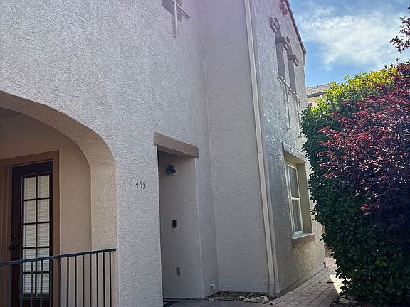 2nd image of 455 Phelps Dr