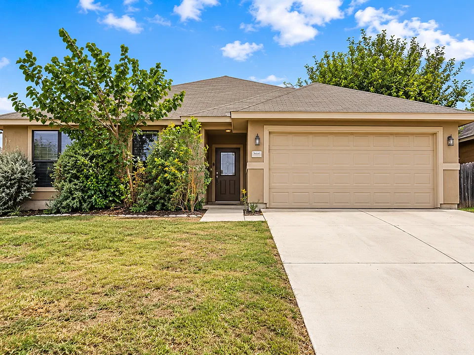 2015 Sungate Dr