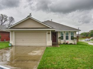 2111 Forge Hill Rd, Bryan, TX 77801