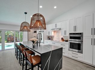 621 Enfield Rd, Delray Beach, FL 33444